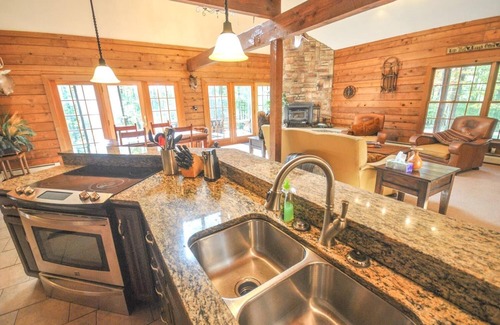 Ohiopyle Cabina | Corey Cabin - MINUTOS DE OHIOPYLE