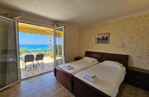 Glyfada Apartamento | Corfu Glyfada Beach Apartment