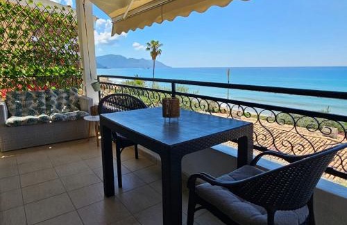 Parelia Apartamento | Corfu Glyfada Menigos Resort 23