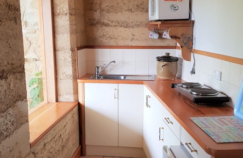 Torrens Vale Villa | Apartamento de villa con 4 postes con spa, chimenea de leña y barbacoa propia en terraza privada