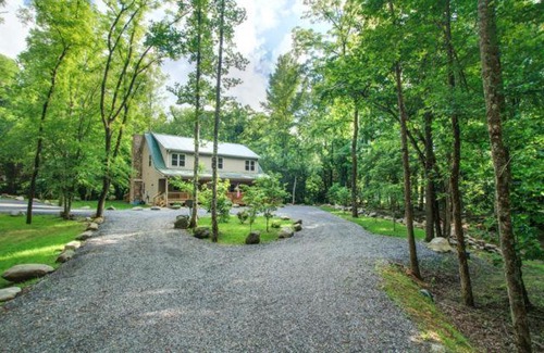 Cosby Casa | Cork's Creekside