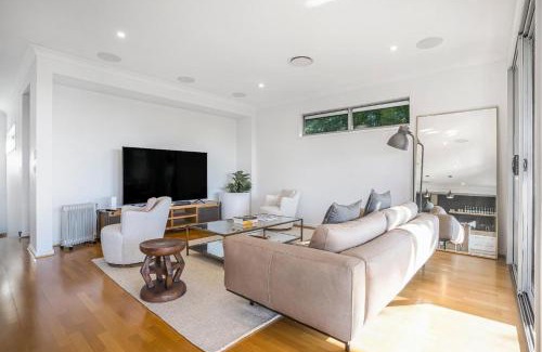 Suffolk Park Casa | Corker in Suffolk Park - Belle Escapes Byron Bay