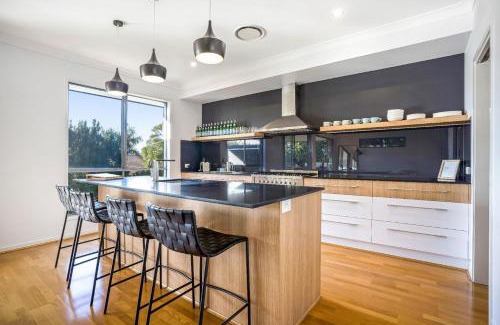 Suffolk Park Casa | Corker in Suffolk Park - Belle Escapes Byron Bay