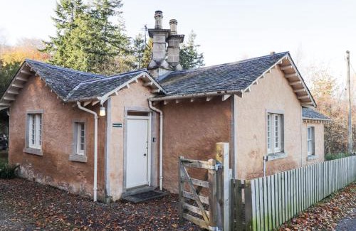 Forres Casa | Cormack Lodge - Brodie Castle