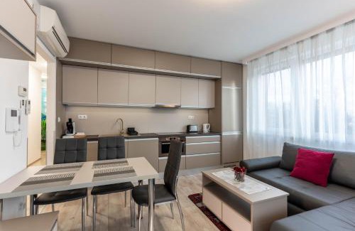 Fonyodliget Apartamento | Corner Apartment Fonyód