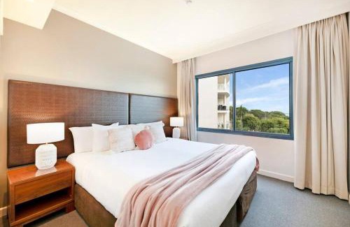 Darwin City Centre Apartamento | Corner Balcony Suite on the Esplanade with Pool