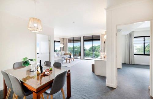 Darwin City Centre Apartamento | Corner Balcony Suite on the Esplanade with Pool