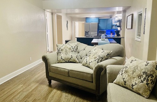 Kingston Cabaña | Corner Bay Cottage on Lake Texoma