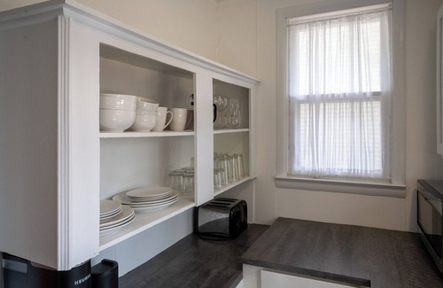 Saugatuck Casa | Corner Cottage, Downtown Saugatuck