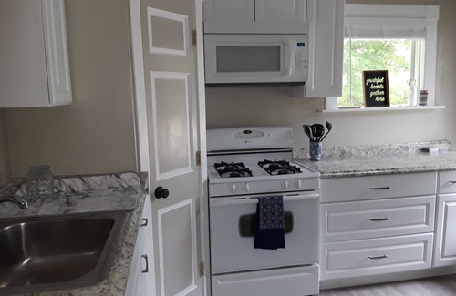 Wells River Casa | Corner Guest Home en 6 acres a lo largo del río Connecticut