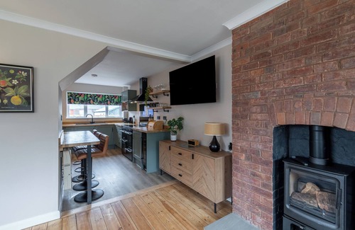 Wellington Casa | Corner House Central Location
