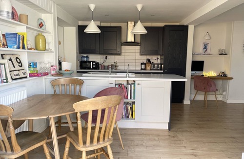 Broadstairs Casa | Corner House