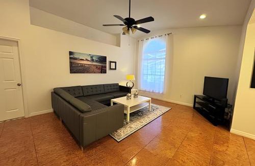 Indian Wells Casa | Corner Lot Pool Home Central Located near Disney