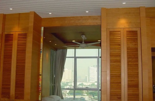 Khlong Ton Sai Apartamento | Corner river view one bedroom apartment