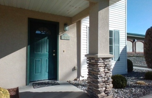 Twin Falls Casa | Corner Townhouse close to Snake River Canyon