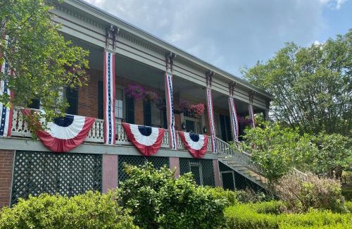 Vicksburg Cama Y Desayuno | Corners Mansion Inn - A Bed and Breakfast