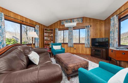 Canton Casa | Cornerstone Cabin at Springdale