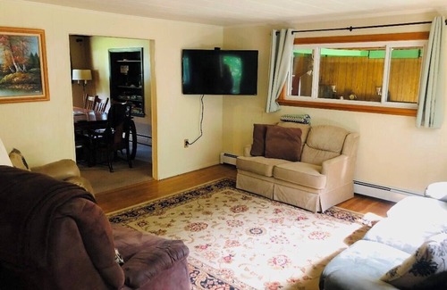 Benton Casa | Cornerstone Escape - Robin Vacation Rentals