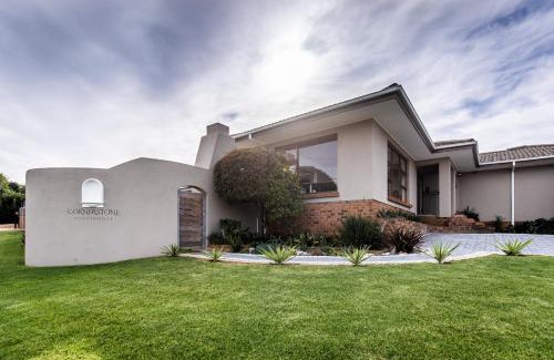 Panorama Casa | Cornerstone Guesthouse Alk Van Zyl