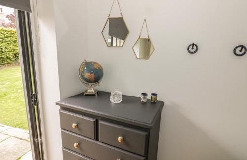 Edgmond Casa | Cornerways