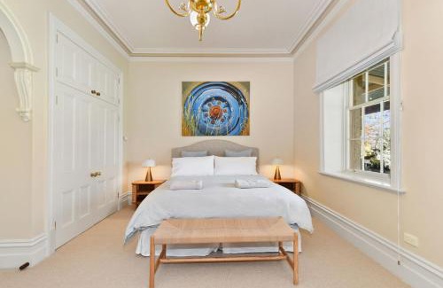 Merrijig Casa | Cornhill - Merrijig - Sleeps 12