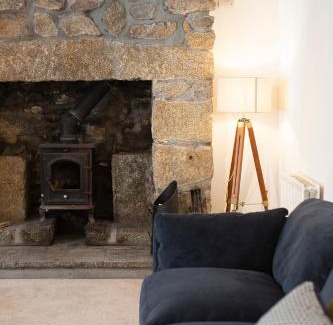 Helford Passage Casa | Cornish Cottage - Sleeps 8/9