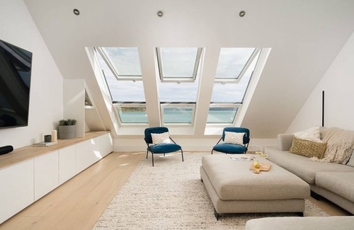 Cawsand Apartamento | Cornwall Beachfront Stay | Walk to Pubs & Pasties