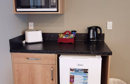 Palmerston North Hotel | Cornwall Motor Lodge