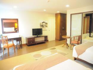 Coron Town Proper Hotel | Coron Gateway Hotel & Suites