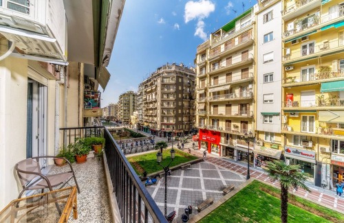 Thessaloniki City Centre Apartamento | Corona Deluxe Apt Must