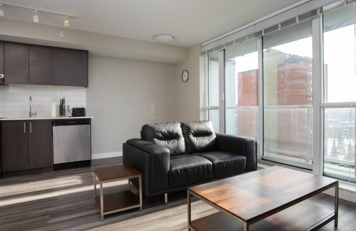 North Central Edmonton Apartamento | Corporate Stays Hendrix Aparments