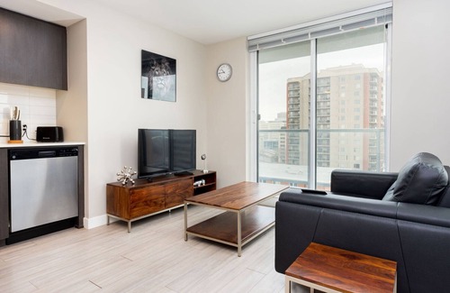 North Central Edmonton Apartamento | Corporate Stays Hendrix Aparments
