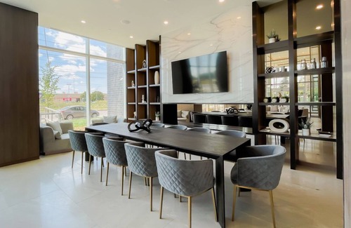 Saint-Laurent Apartamento | Corporate Stays | Monarc | Brand New 1 BR