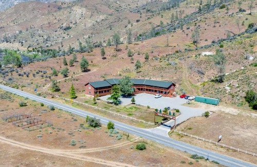 Kernville Cabina | Corral Creek Lodge