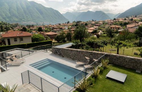 Tremezzina Casa | Corte Masnate "Blu" - Lenno by LoveComo