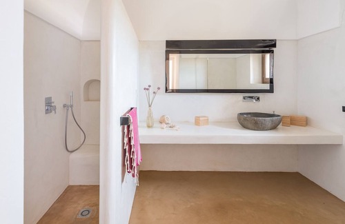 Pantelleria Villa | Corte Pantesca I, chic dammuso with pool, seaviews and sunset