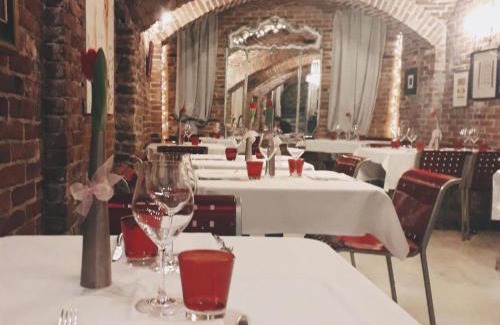 Alba Casa | Cortiletto d'Alba camere con ristorante