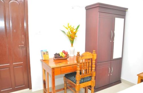 Kovalam Hotel | Cosmic Holiday Inn