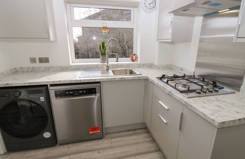 Whitkirk Casa | COSMIC PEARL, pet friendly, with open fire in Whitkirk