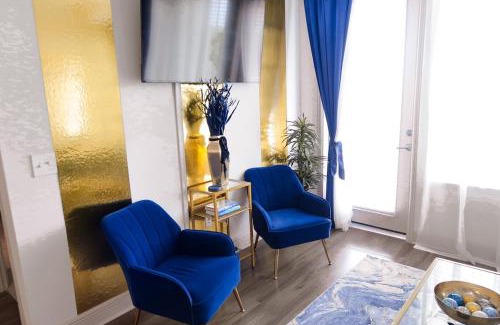 Deerwood Apartamento | Cosmic Serenity Retreat 1BD Lux King in Southeast Jax