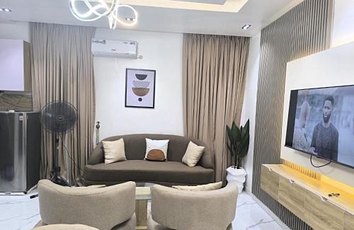 Ibadan Cabina | Cosmo haven suites