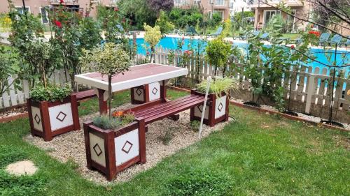 Stefanestii de Jos Apartamento | Cosmopolis - ap cu gradina si piscina