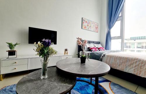 Taman Hock Ann Apartamento | Cosmos 7 Guest Scott Garden, Duplex 1 Room Old Klang Road, Taman Desa, Kuchai Lama, Bangsar South, Pearl Point, Mid Valley, Kuala Lumpur