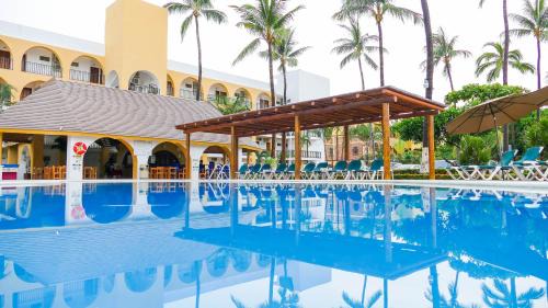 Rincón de Guayabitos Hotel | Costa Alegre Hotel & Suites