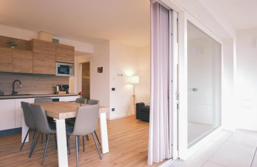 Zorzino Apartamento | Costa blu - terrace overlooking the lake & pool