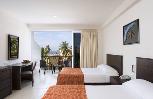 Colonia Olímpica Hotel | Costa Club Punta Arena Hotel