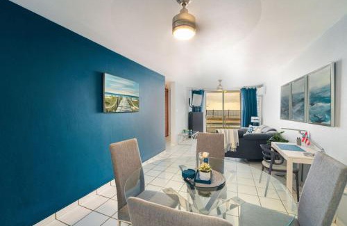 Stella Apartamento | Costa Corcega 1F- Puerta del Sol Beachfront Escape