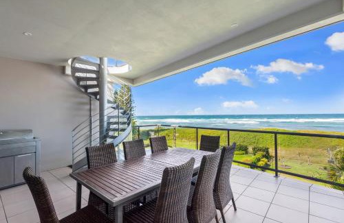 North Creek Casa | Costa del Sol - Beachfront Lennox Head