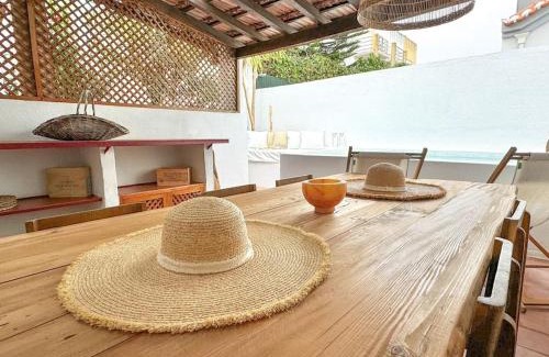 Costa de Caparica Villa | Costa Inn Beach House with Pool by Homeful Homes