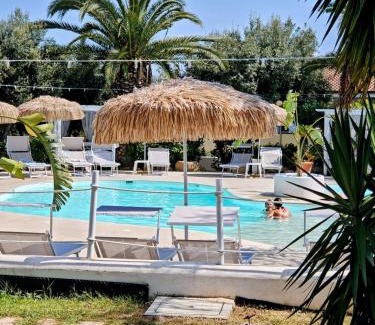 Ricadi Complejo | Costa Real - Garden Retreat with Private beach, Pet Friendly